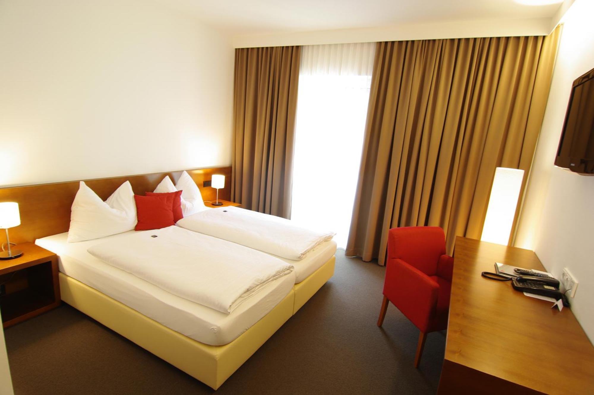 Hotel & Restaurant Christkindlwirt Steyr Phòng bức ảnh